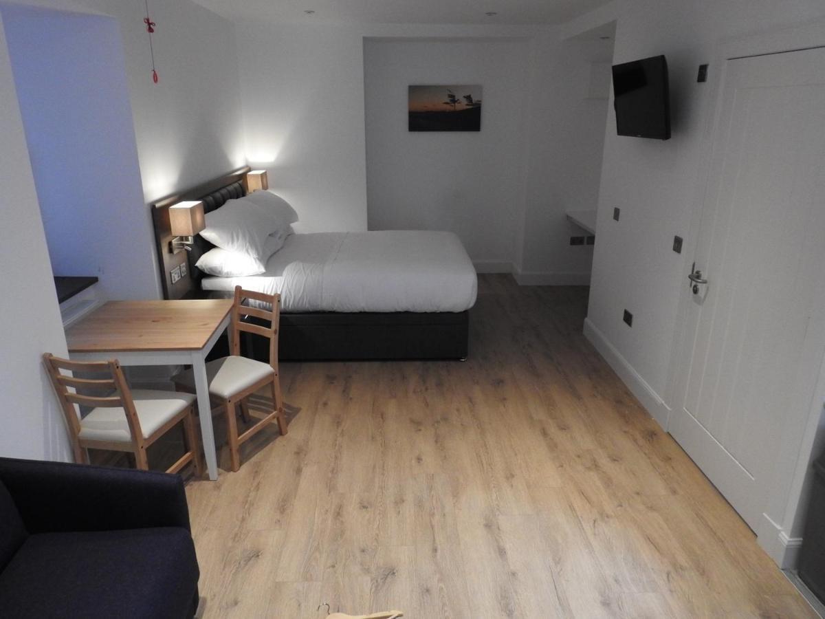 House Of Juniper - Luxury Accessible Apartment Broadford  Eksteriør bilde
